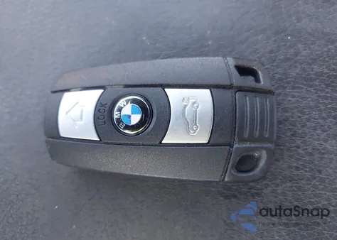 2006 BMW 325I z USA, uszkodzony, nr VIN WBAVB17546NK41348